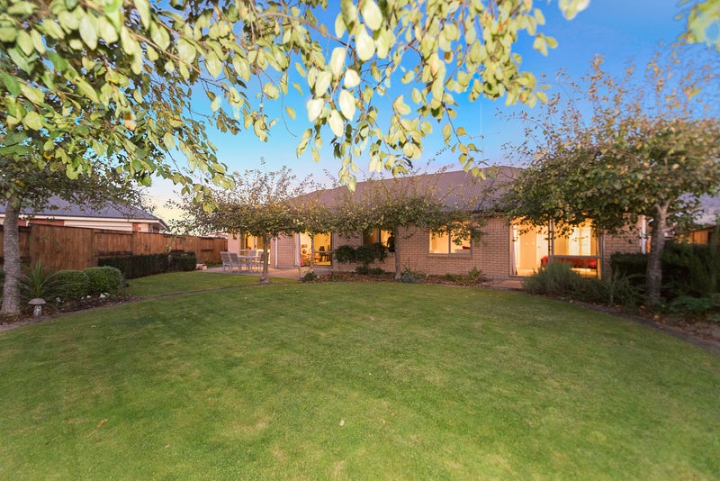 19 Coleraine Drive, Rototuna, Hamilton - Carousel 2