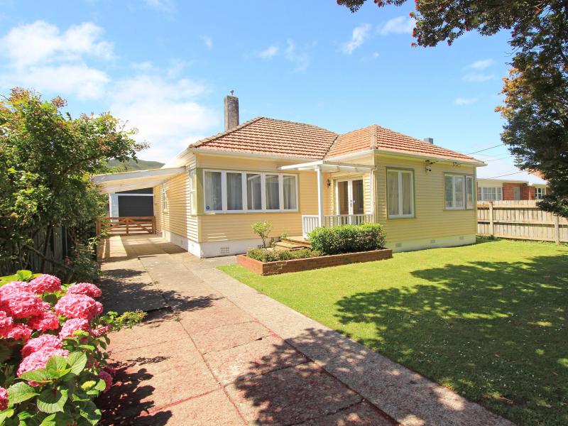 109 Cambridge Terrace, Fairfield, Lower Hutt - Carousel 1