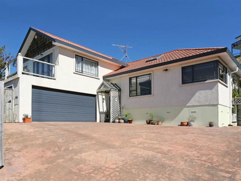 148 Tirohanga Road, Tirohanga, Lower Hutt - Carousel 1