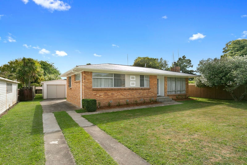 11 Frame Street, Leamington, Cambridge - Carousel 1