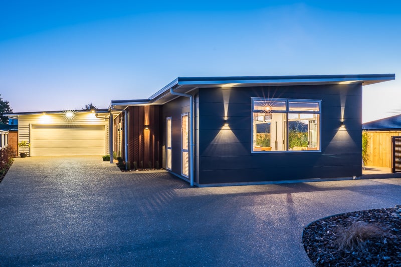 39 Waipunahau Road, Waikanae - Carousel 1