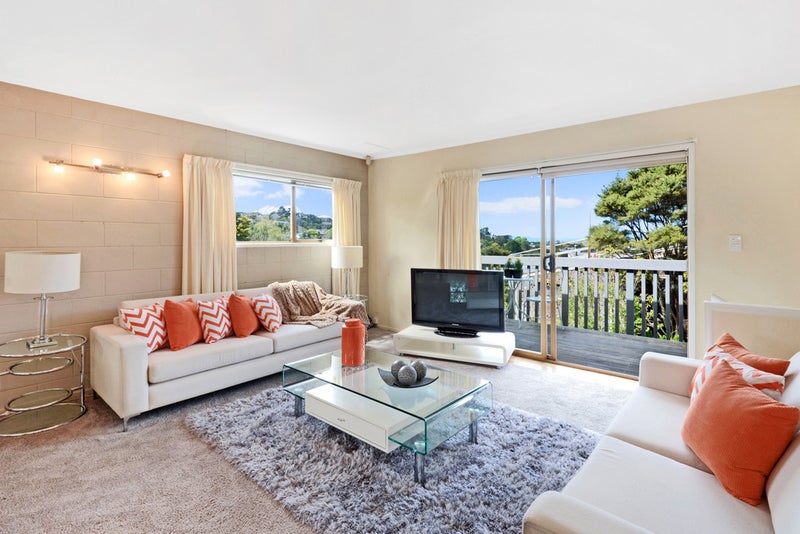 1/11 Portobello Place, Torbay, Auckland - Carousel 2