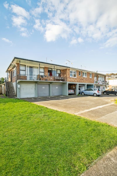 2/3 Begbie Place, Sandringham, Auckland - Carousel 2