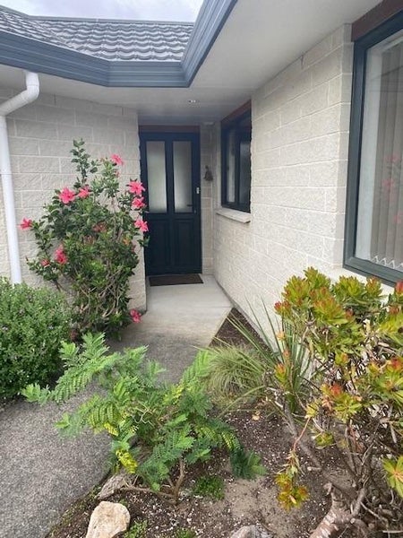 15 Leigh Place, Paraparaumu Beach, Paraparaumu - Carousel 1