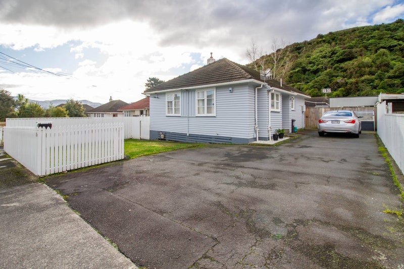 1/19 Wilkie Crescent, Naenae, Lower Hutt - Carousel 2