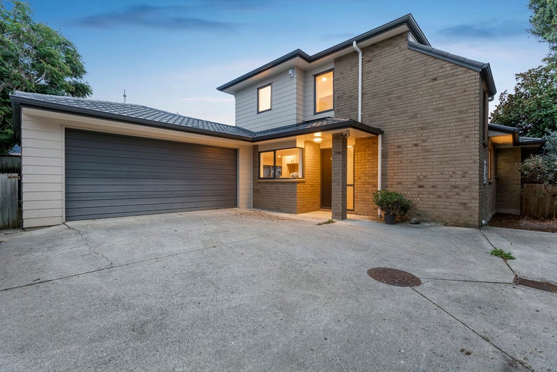 35A McLeod Road, Weymouth, Auckland - Carousel 1