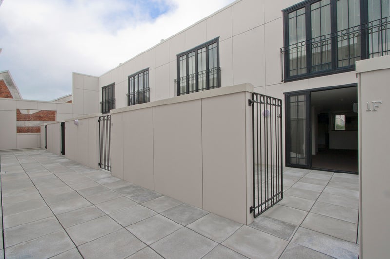 1F/8 Farnham Street, Parnell, Auckland - Carousel 2