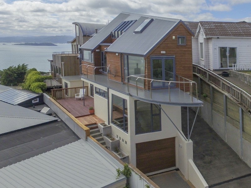 4 Robieson Lane, Roseneath, Wellington - Carousel 1