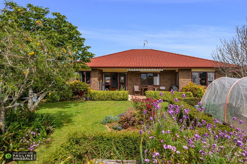 45 Amber Drive, Tikipunga, Whangarei - Carousel 1