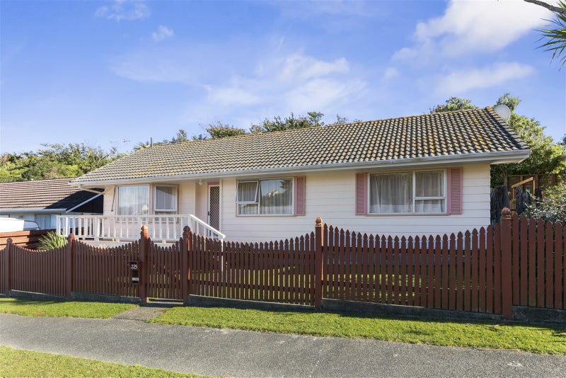 225 Major Drive, Kelson, Lower Hutt - Carousel 1