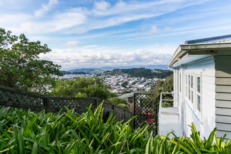 27 Halifax Street, Kingston, Wellington - Carousel 2