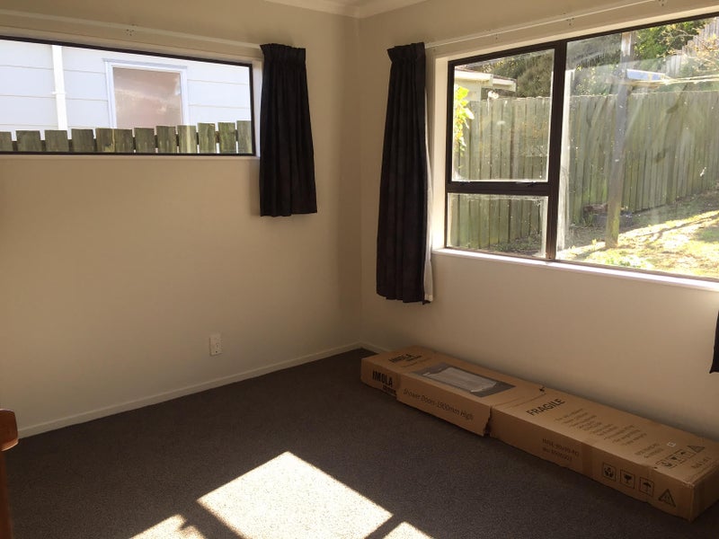 10 Apple Terrace, Ranui, Porirua - Carousel 11