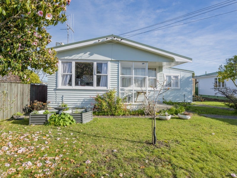 45 Kirk Street, Ōtaki - Carousel 14