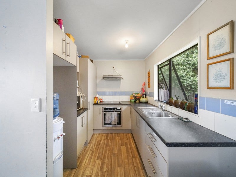 2/29 Whitley Crescent, Ōtara, Auckland - Carousel 1