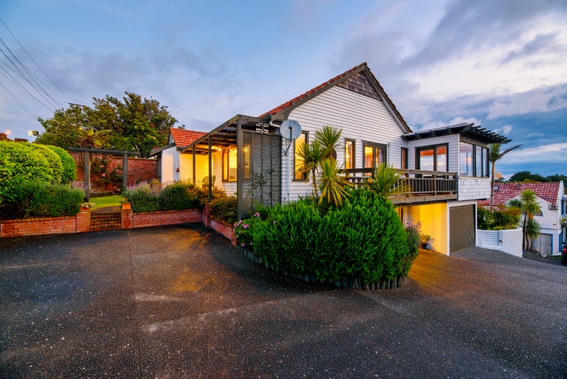 434 Hillsborough Road, Mount Roskill, Auckland - Carousel 1