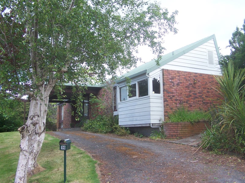 16 Virginia Heights, Otamatea, Whanganui - Carousel 1