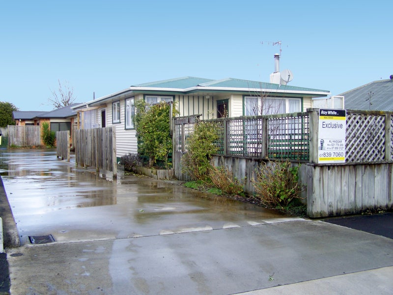 4 Alanbrooke Place, Beerescourt, Hamilton - Carousel 1