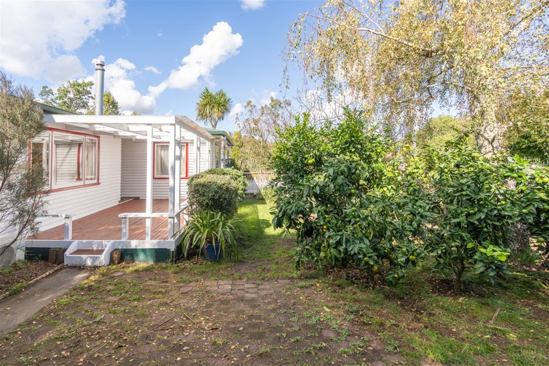 27 Johnsview Terrace, Hillcrest, Hamilton - Carousel 15