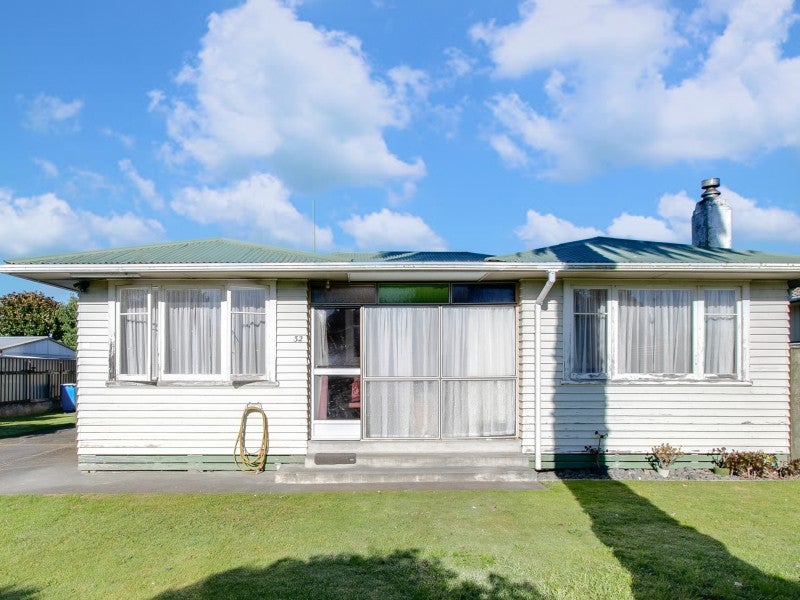 32 Buckingham Street, Whakatu, Hastings - Carousel 1