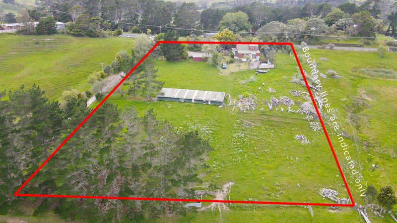 1934 East Coast Road, Stillwater, Silverdale - Carousel 1