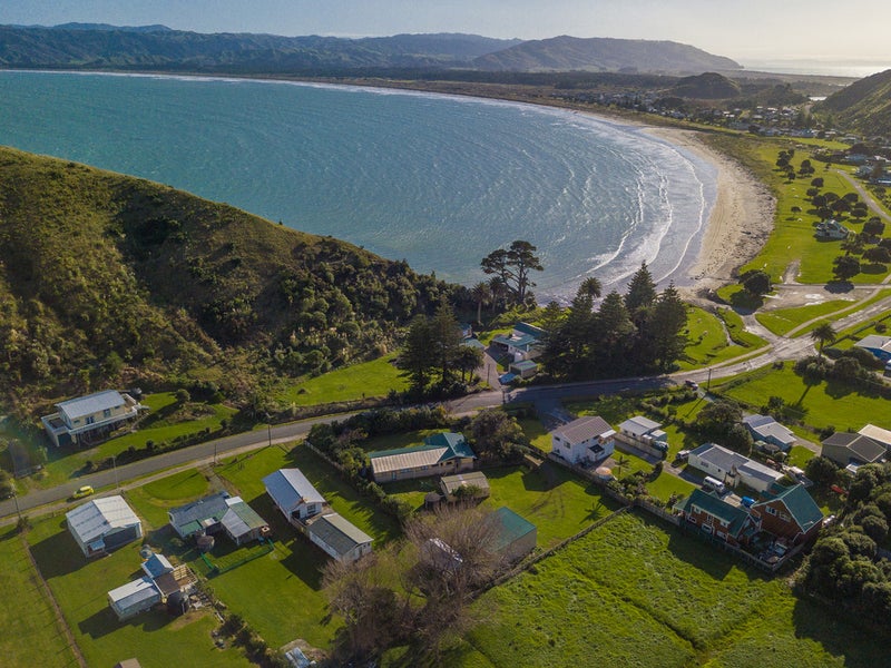 179 Newcastle Street, MAHIA, NUHAKA - Carousel 1
