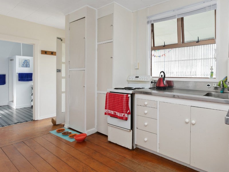 22B SEDDON STREET, Te Puke, Western Bay Of Plenty - Carousel 2