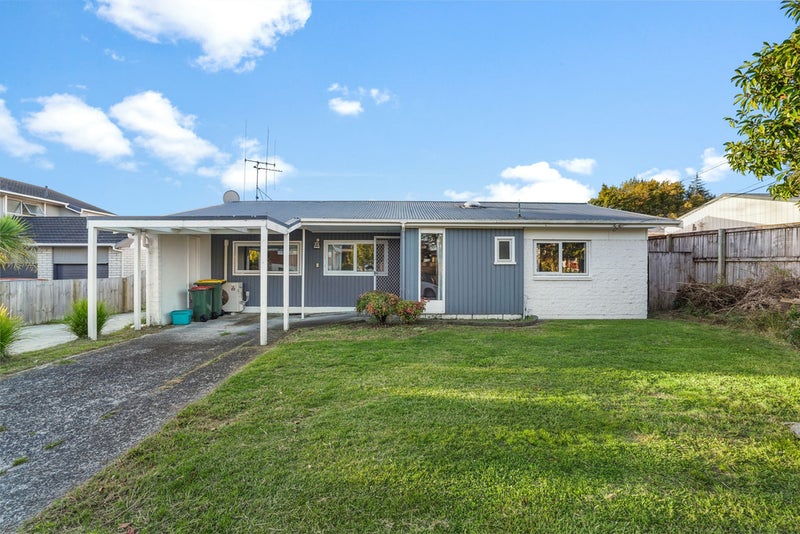 5 Stewart Place, Melville, Hamilton - Carousel 1