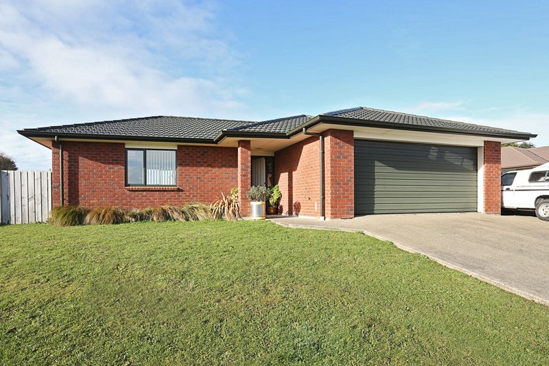 119 Regent Street, Heidelberg, Invercargill - Carousel 1