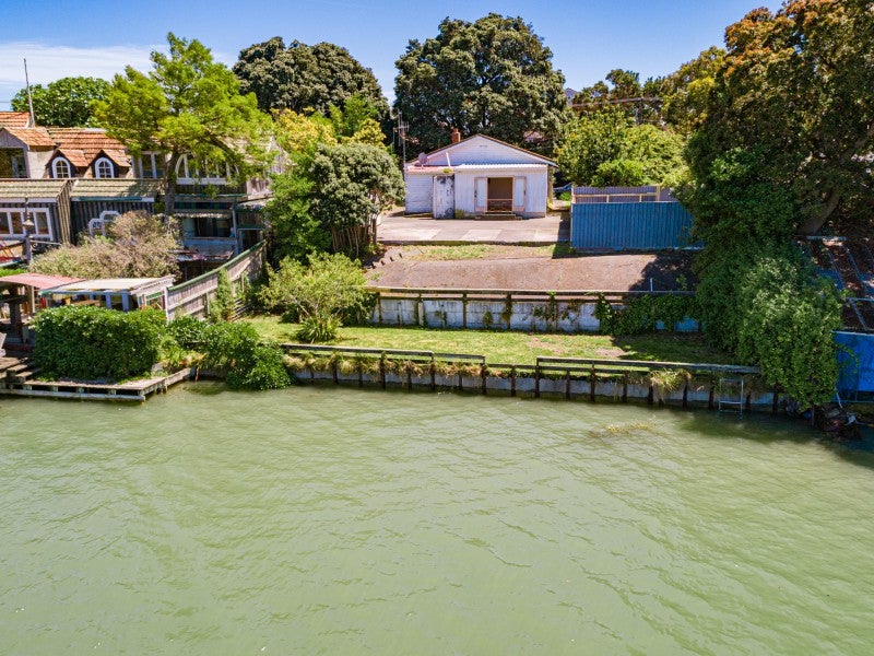 69 Bedford Avenue, Gonville, Whanganui - Carousel 24