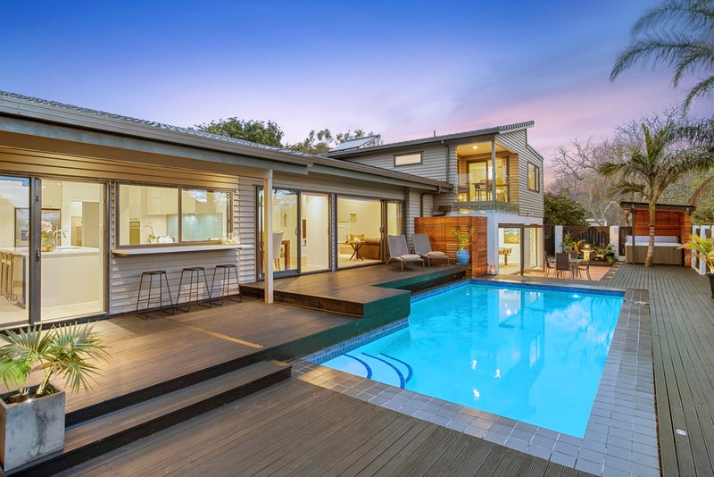 5 Beaconview Rise, Farm Cove, Auckland - Carousel 2