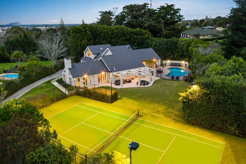 10 Aunceston Rise, Alfriston, Auckland - Carousel 1