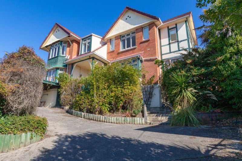 100 Norfolk Street, Saint Clair, Dunedin - Carousel 1