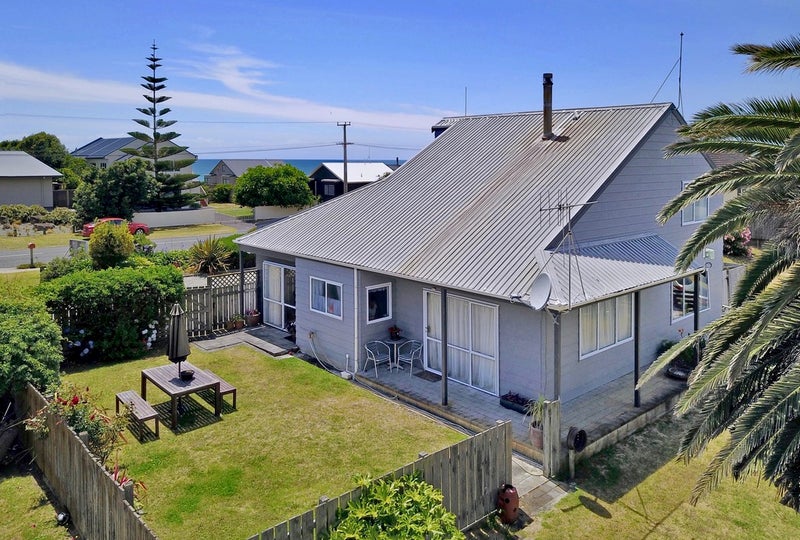 548 Pukehina Parade, Te Puke - Carousel 2