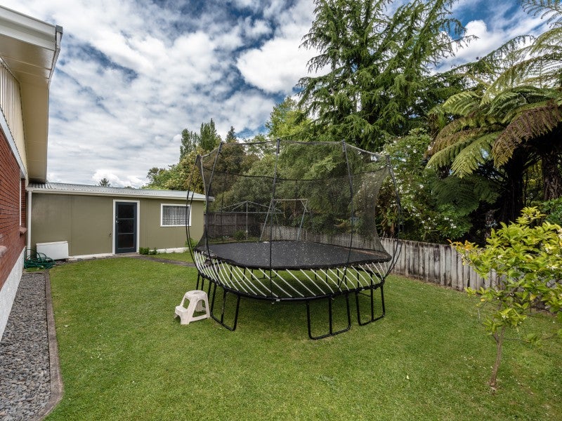 29 Hooker Avenue, Chedworth, Hamilton - Carousel 14