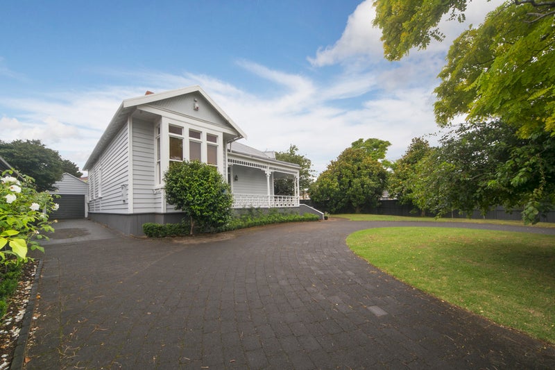 22 Mount Smart Road, Royal Oak, Auckland - Carousel 21