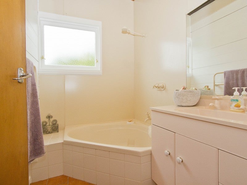 110 Tirohanga Road, Tirohanga, Lower Hutt - Carousel 20