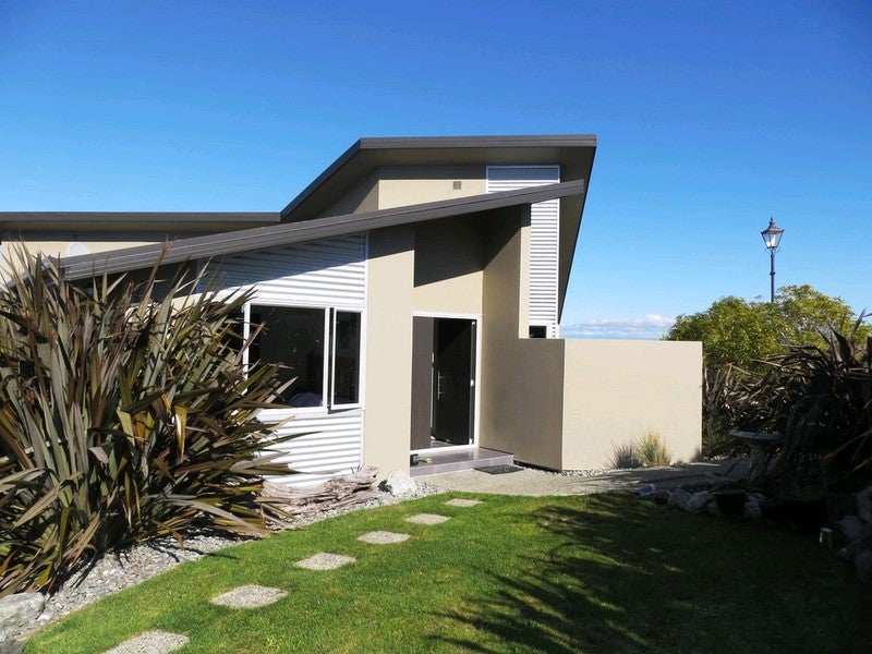 3 Windsor Drive, Britannia Heights, Nelson - Carousel 2