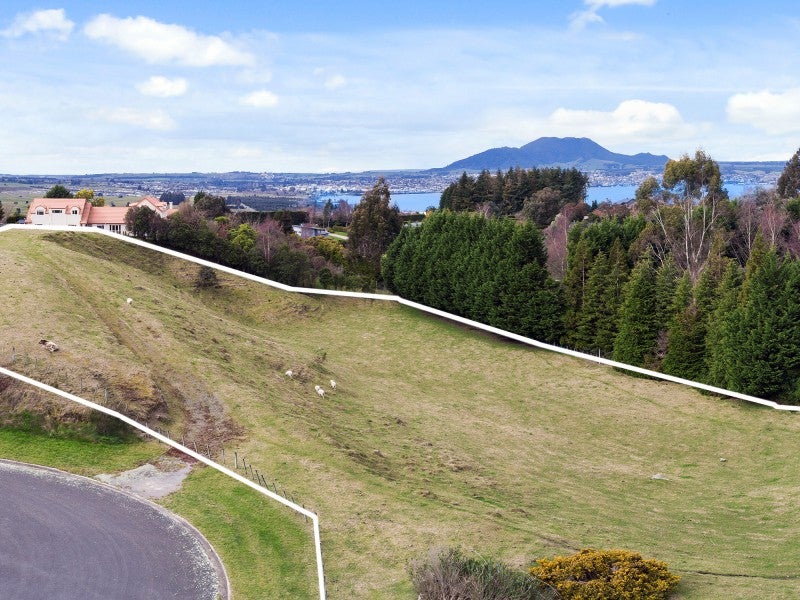 137 Acacia Heights Drive, Acacia Bay, Taupo - Carousel 3