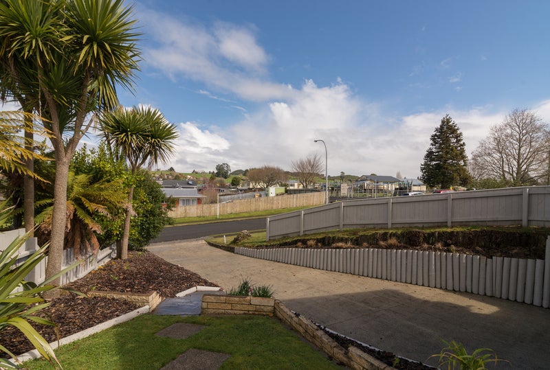 12 Petrie Street, Pomare, Rotorua - Carousel 2