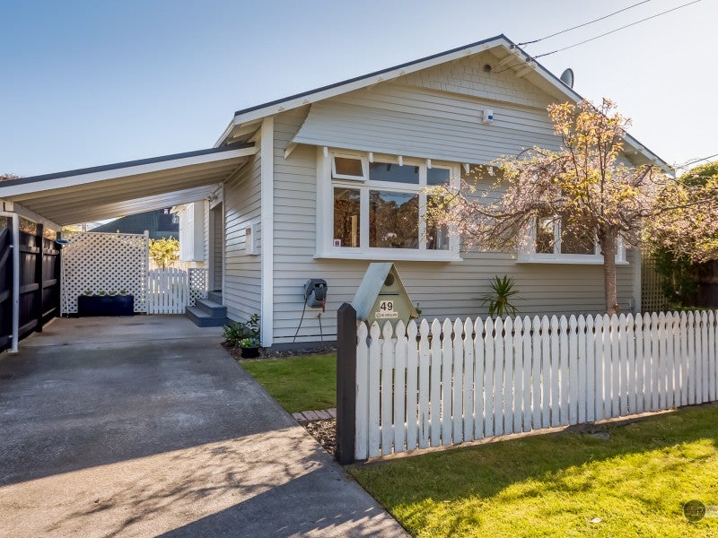 1/49 Puriri Street, Woburn, Lower Hutt - Carousel 1