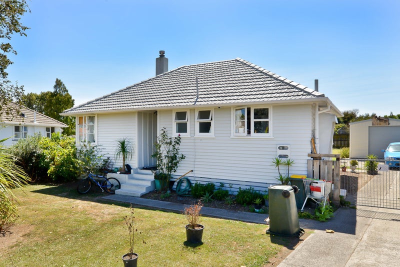 45 Paul Crescent, Fairfield, Hamilton - Carousel 2