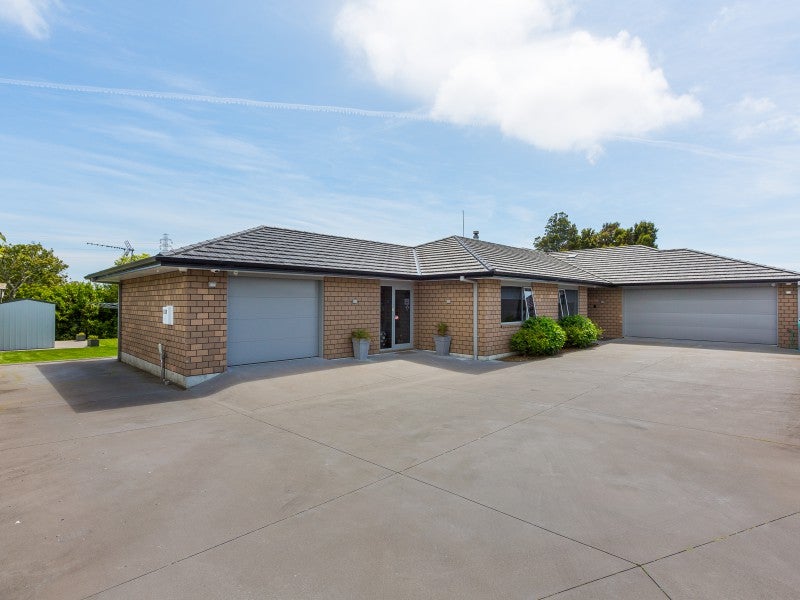 11 Settlers Close, Whalers Gate, New Plymouth - Carousel 1