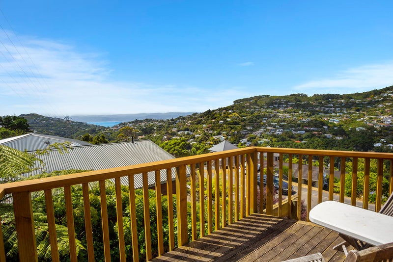 48 Chartwell Drive, Crofton Downs, Wellington - Carousel 2