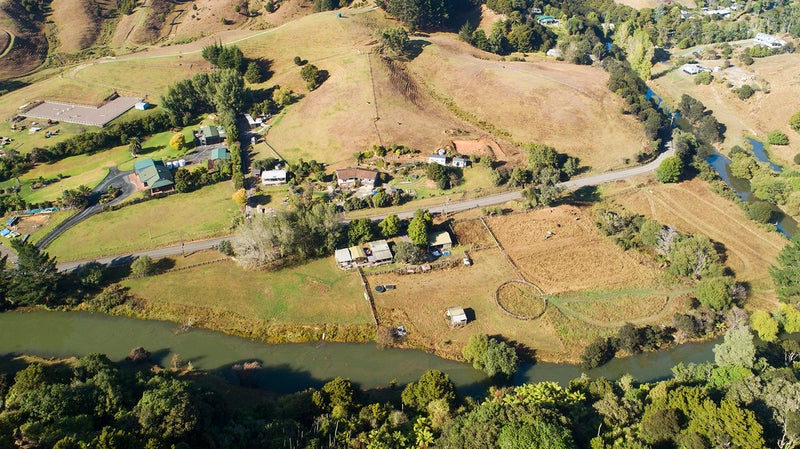 448 Weranui Road, Silverdale - Carousel 1