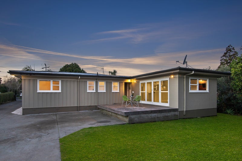 5 Riki Road, Point England, Auckland - Carousel 2