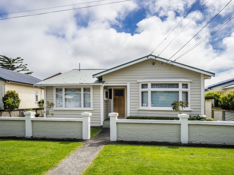 17 Bracken Street, Petone, Lower Hutt - Carousel 2