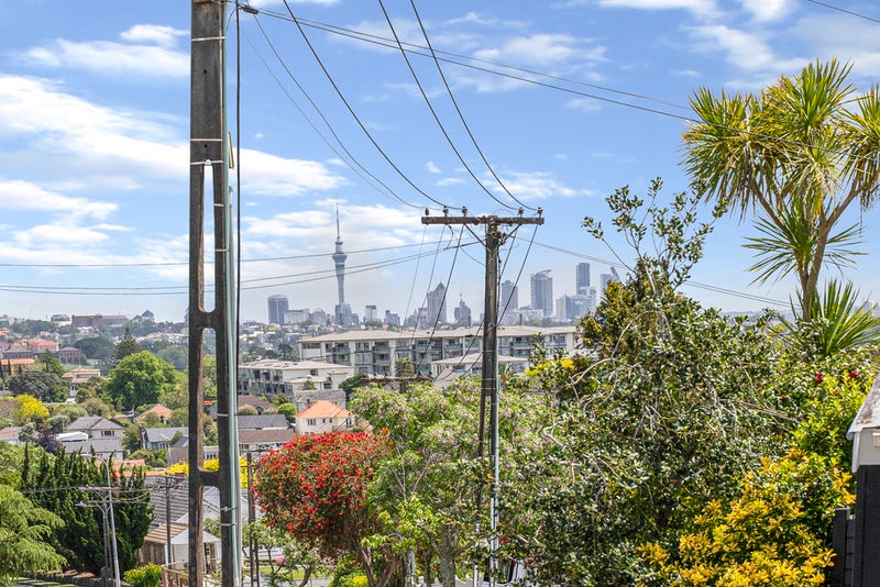 9 Blackett Crescent, Meadowbank, Auckland - Carousel 22