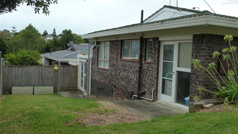 1/21 Charles Dickens Drive, Mellons Bay, Auckland - Carousel 12