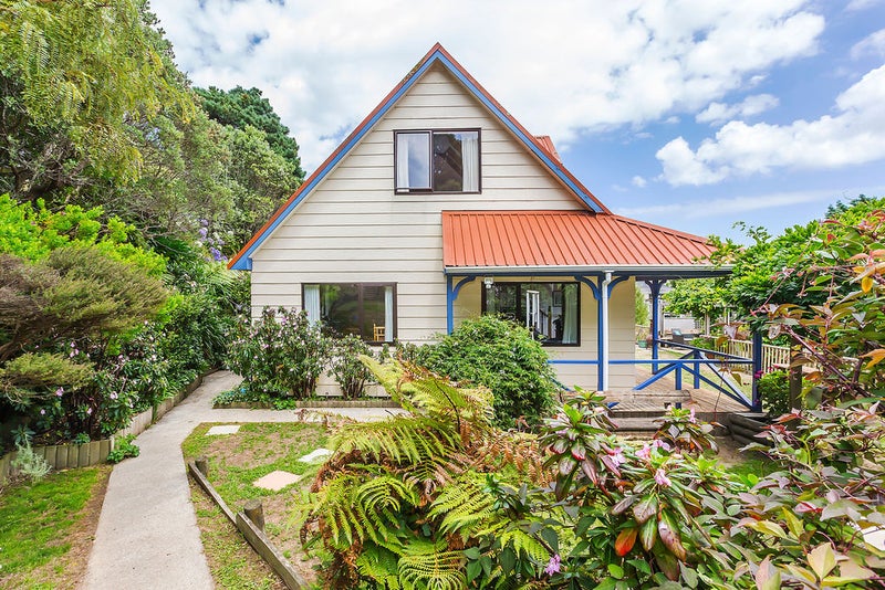 74 Black Rock Road, Newlands, Wellington - Carousel 1