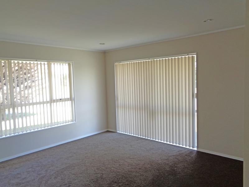 1 Mika Court, Flat Bush, Auckland - Carousel 2